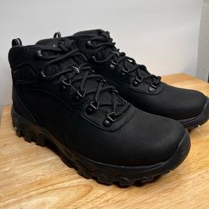 Columbia Newton Ridge Plus Waterproof Hiking Size 9